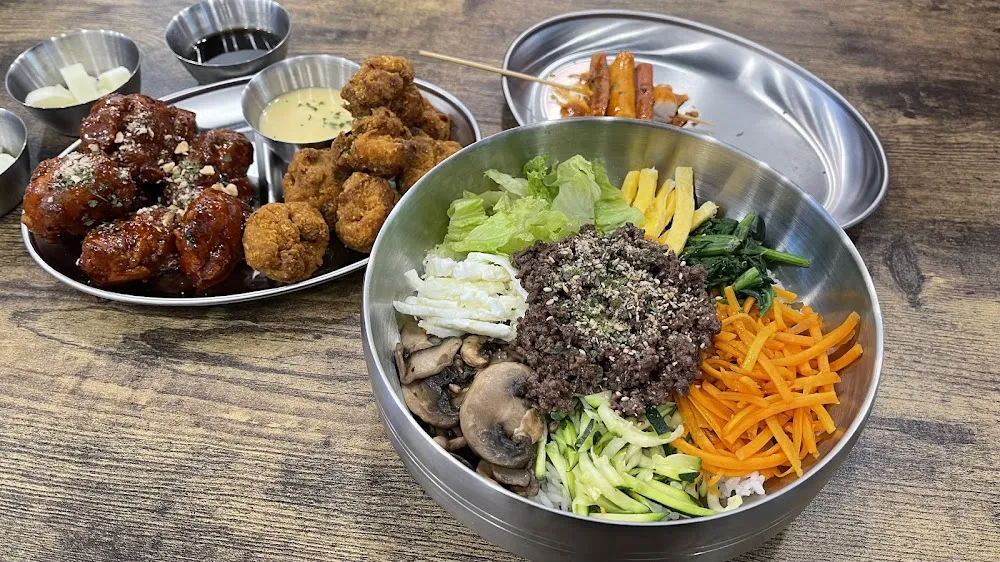 Bibimbap & Fried Chicken